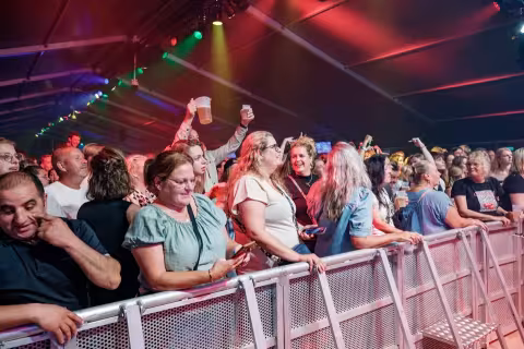 Sfeerbeeld Zondag Hollandse feestavond