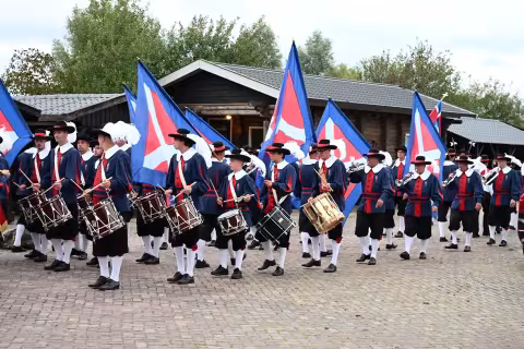 Sfeerbeeld Een nieuwe koning(in): Huldeblijk aan huis