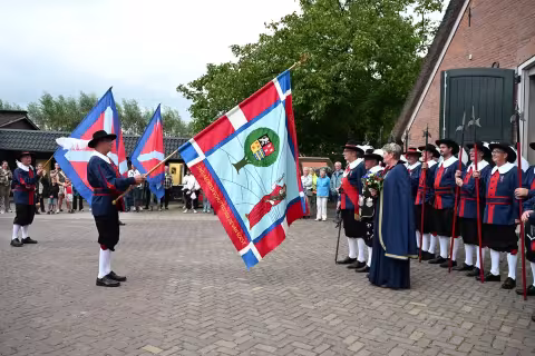 Sfeerbeeld Een nieuwe koning(in): Huldeblijk aan huis